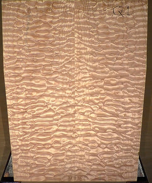 Gibson Custom Shop M2M Les Paul Custom 7A Quilt Cobra Burst Gloss