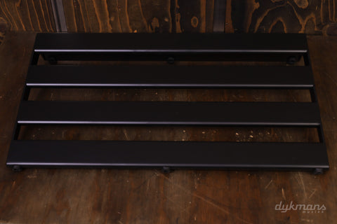 MONO Pedalboard Rail Medium, Schwarz und Stealth Tour Zubehörkoffer, Schwarz