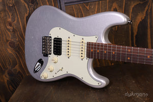 Suhr Classic S Antique Limited Edition Feuernebel Silber