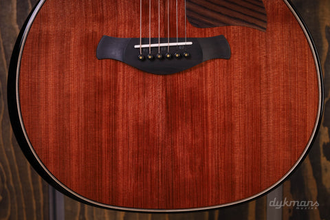 Taylor 50th Anniversary Builder’s Edition 814ce