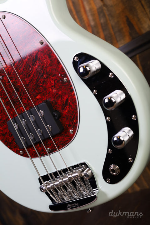 Sterling von Music Man StingRay Classic 24 Mintgrün