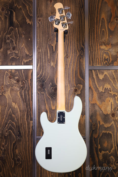 Sterling von Music Man StingRay Classic 24 Mintgrün