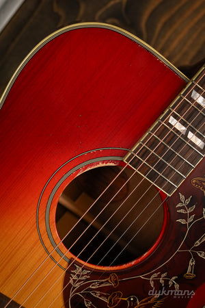 Gibson Custom Hummingbird Original Vintage Cherry Sunburst Light Aged Murphy Lab