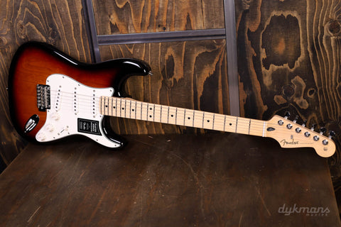 Fender Player Stratocaster 3-Tone Sunburst Maple GEBRAUCHT!