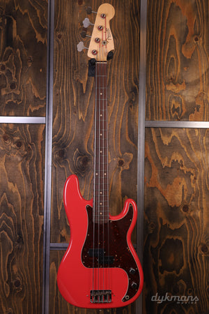 Fender Custom Shop Limited Edition „P“ Jazz Bass Relic Aged Cimarron Red VORBESTELLUNG