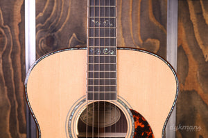 Larrivée OM-10E Deluxe-Serie