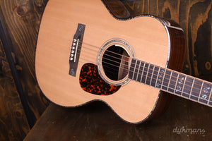 Larrivée OM-10E Deluxe-Serie