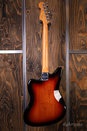 Fender Curt Cobain Jaguar 3-Color Sunburst
