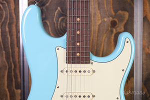 Suhr Classic S Antique Limited Edition Daphne Blue VORBESTELLUNG!
