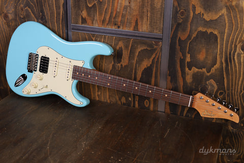 Suhr Classic S Antique Limited Edition Daphne Blue VORBESTELLUNG!