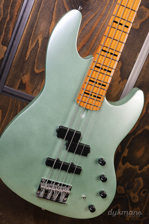 Sire Marcus U7 4-Saiter Surf Green Metallic