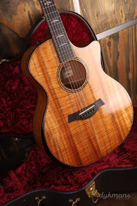 Taylor 924ce-K LTD Koa 50th Anniversary