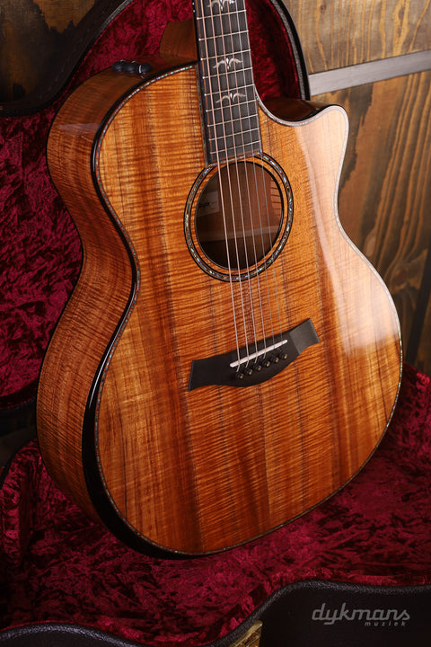 Taylor 924ce-K LTD Koa 50th Anniversary