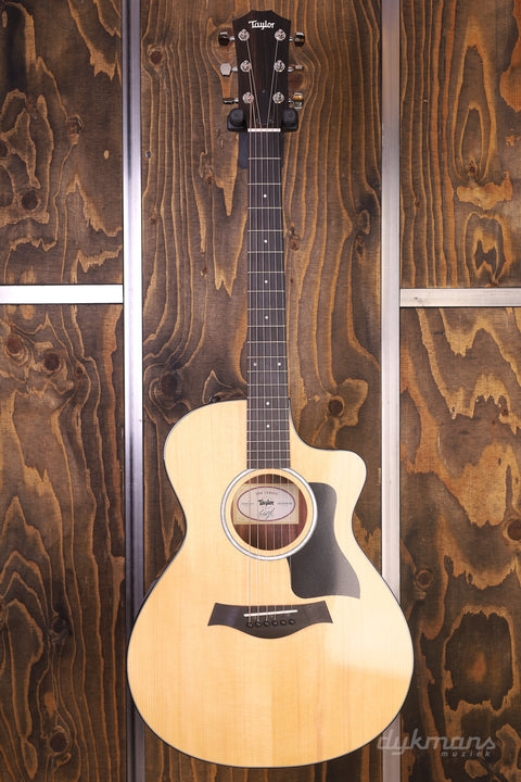 Taylor 212ce Walnuss