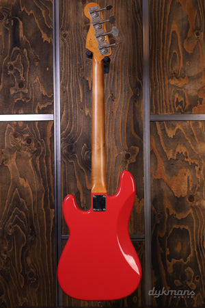 Fender Limited Edition Vintera II Road Worn '60s Precision Bass Fiesta Red