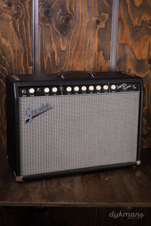 Fender Super Sonic 22 Black