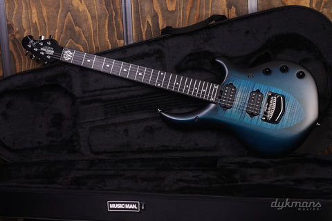 Music Man Majesty Blue Silk VORBESTELLUNG