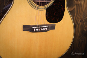 Martin Custom Shop OOO 14-bündiges indisches Palisanderholz mit Wildmaserung