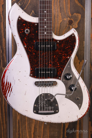 Novo Serus J Olympic White über Candy Apple Red