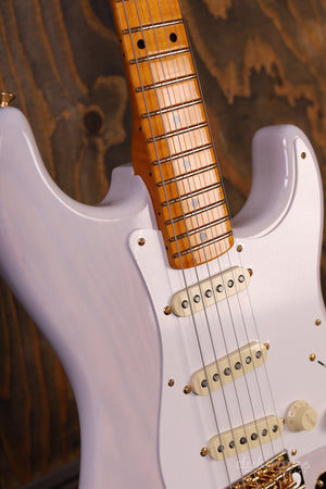 Fender American Vintage II '57 Stratocaster Limited Blonde