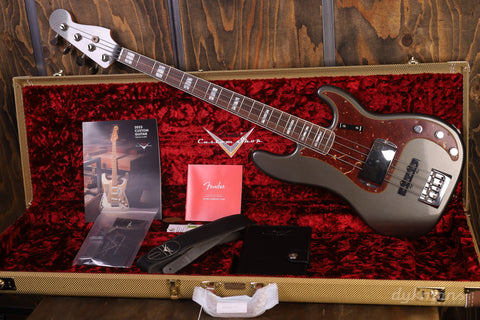 Fender Custom Shop Limited Edition P-Bass Special Journeyman Relic Charcoal Frost Metallic