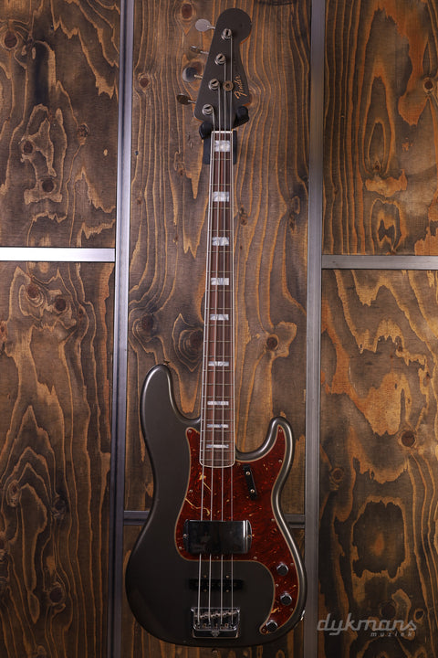 Fender Custom Shop Limited Edition P-Bass Special Journeyman Relic Charcoal Frost Metallic