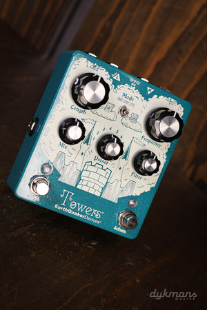 Earthquaker Devices Towers Soundscape Generator