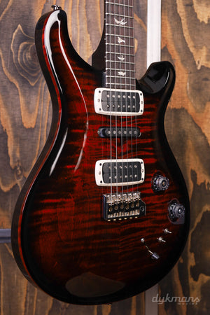 PRS Modern Eagle V Schwarz