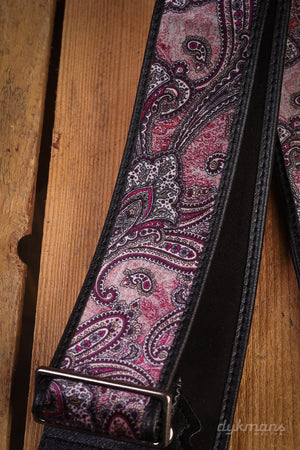 RightOn Gitarrengurt Paisley Samt Burgunder Talisman