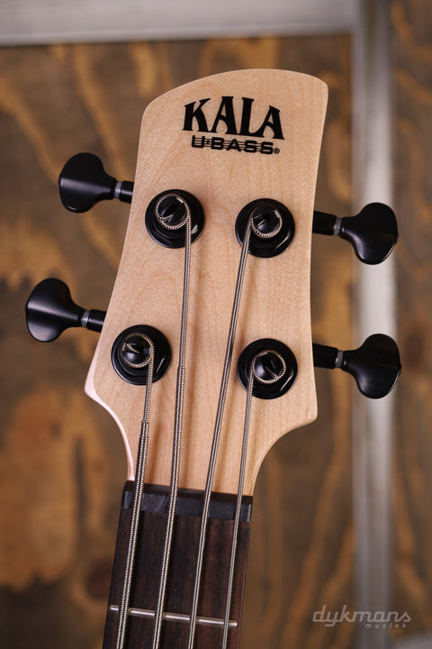 Kala Solid Body 4-Saiter U-BASS in Candy Apple Red mit Bünden