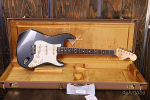 Fender Custom Shop 1967 Stratocaster Relic mit Closet Classic Hardware Aged Charcoal Frost Metallic