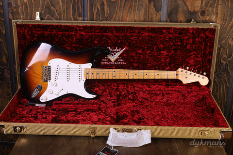 Fender Custom Shop Limited 70th Anniversary '54 Strat Journeyman Relic Wide-Fade 2-Color Sunburst VORBESTELLUNG