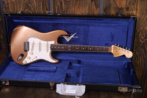 Fender Custom Shop 1967 Stratocaster Relic mit Closet Classic Hardware Aged Firemist Gold
