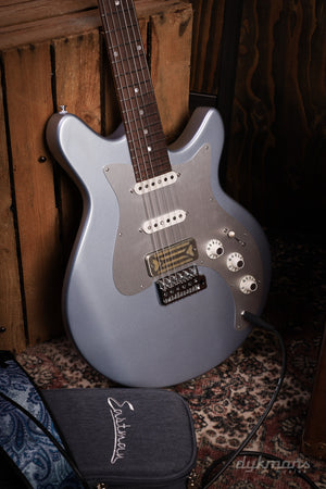 Eastman Fullertone DC'62 Eisblau Metallic