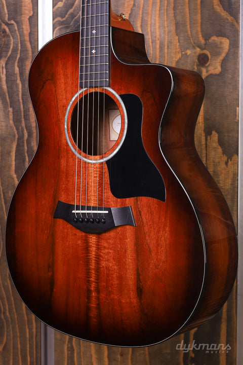 Taylor 224ce-K DLX PRE-OWNED!