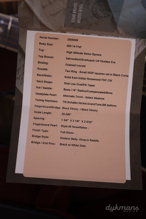 Martin Custom Shop OM Dunkelmarineblau 000-14