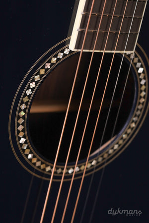 Martin Custom Shop OM Dunkelmarineblau 000-14