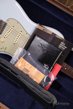 Fender Custom Shop 1959 Stratocaster Journeyman Relic Aged Sonic Blue