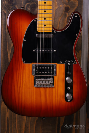 Fender Modern Player Telecaster Plus