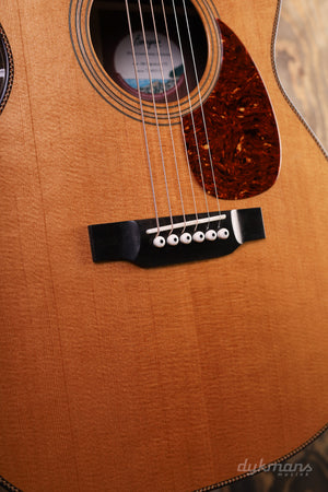 Bourgeois Touchstone OM-Signatur