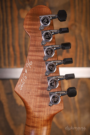 Patrick James Eggle 96 HSS Gesteppte Insel Blau Burst