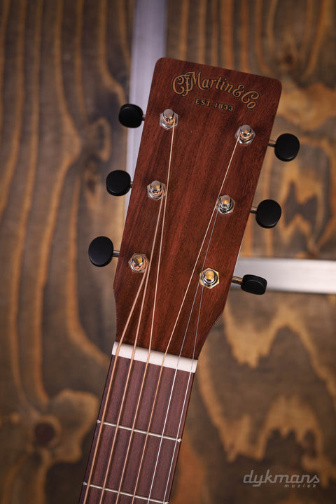 Martin D15e Road Series