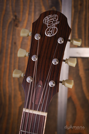 Patrick James Eggle – Gesteppter „Macon Island Blue Burst“