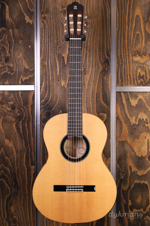 Alhambra 6 Olive Exotisches Holz