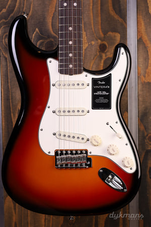 Fender Vintera III Late 60s Stratocaster 3 Tone Sunburst
