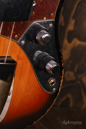 Fender Custom Shop 1961 Jazz Bass Heavy Relic 3-Color Sunburst
