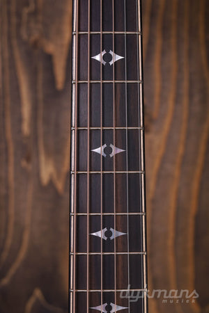 Taylor 814ce V-Class-Verstrebung