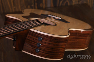 Taylor 814ce V-Class-Verstrebung