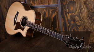 Taylor 814ce V-Class-Verstrebung