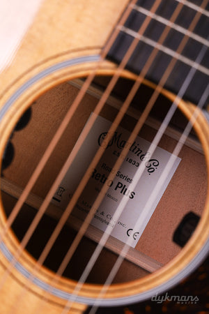 Martin DE Retro Plus Mahagoni geröstetes Sitka